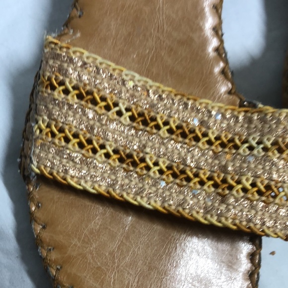 Up close brand sz 7 gold yellow and glitter heeled slides - Picture 4 of 11
